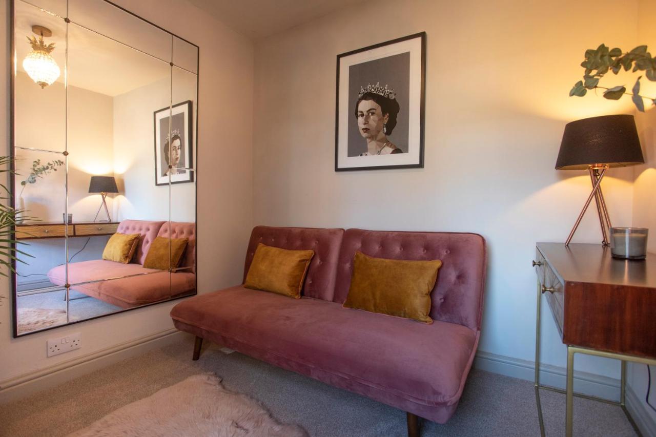 Vila Stunning Warwick Victorian Townhouse - Beautifully Renovated, Free Parking - 5 Min Walk To Warwick Castle & Historic Town Centre - Perfect Uk Break And Base For Exploring Cotswolds Exteriér fotografie